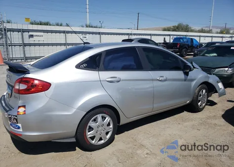 2013 Ford Fiesta S z USA, uszkodzony, nr VIN 3FADP4AJ1DM119373